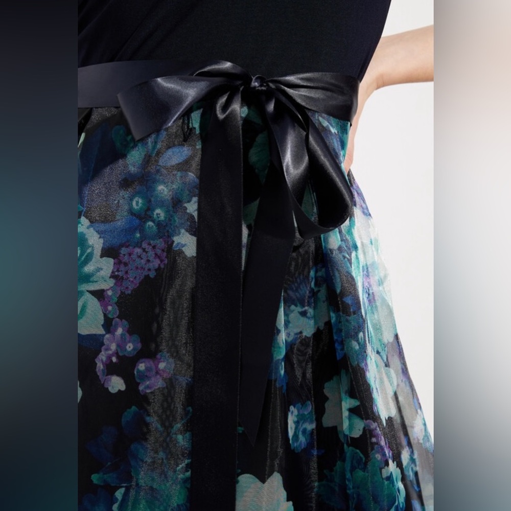 Stunning Floral Organza Evening Dress 18W Prom, Weddings Black Tie Floor Length - Picture 5 of 9